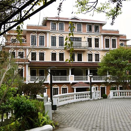 Park Village Resort By Kgh Group Kathmandu Esterno foto