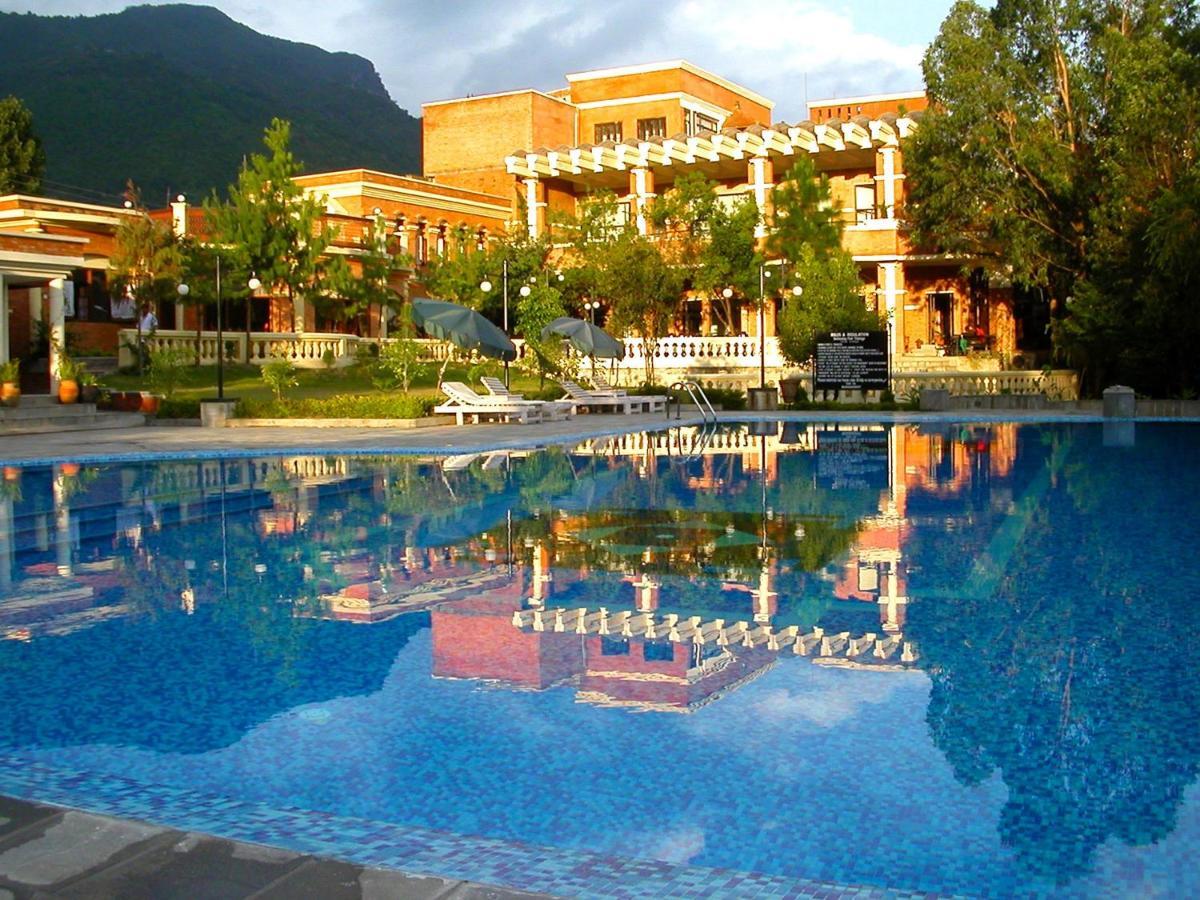 Park Village Resort By Kgh Group Kathmandu Esterno foto