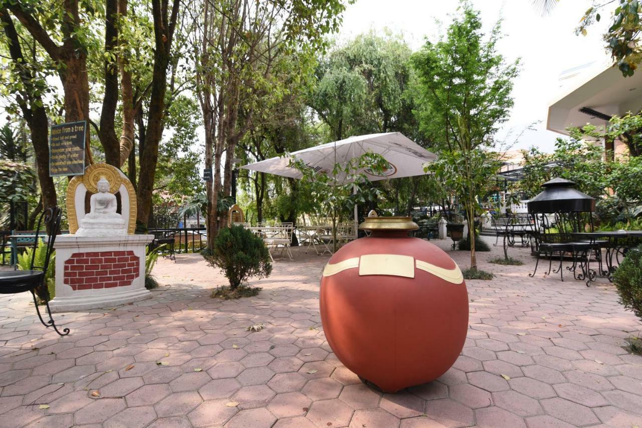 Park Village Resort By Kgh Group Kathmandu Esterno foto