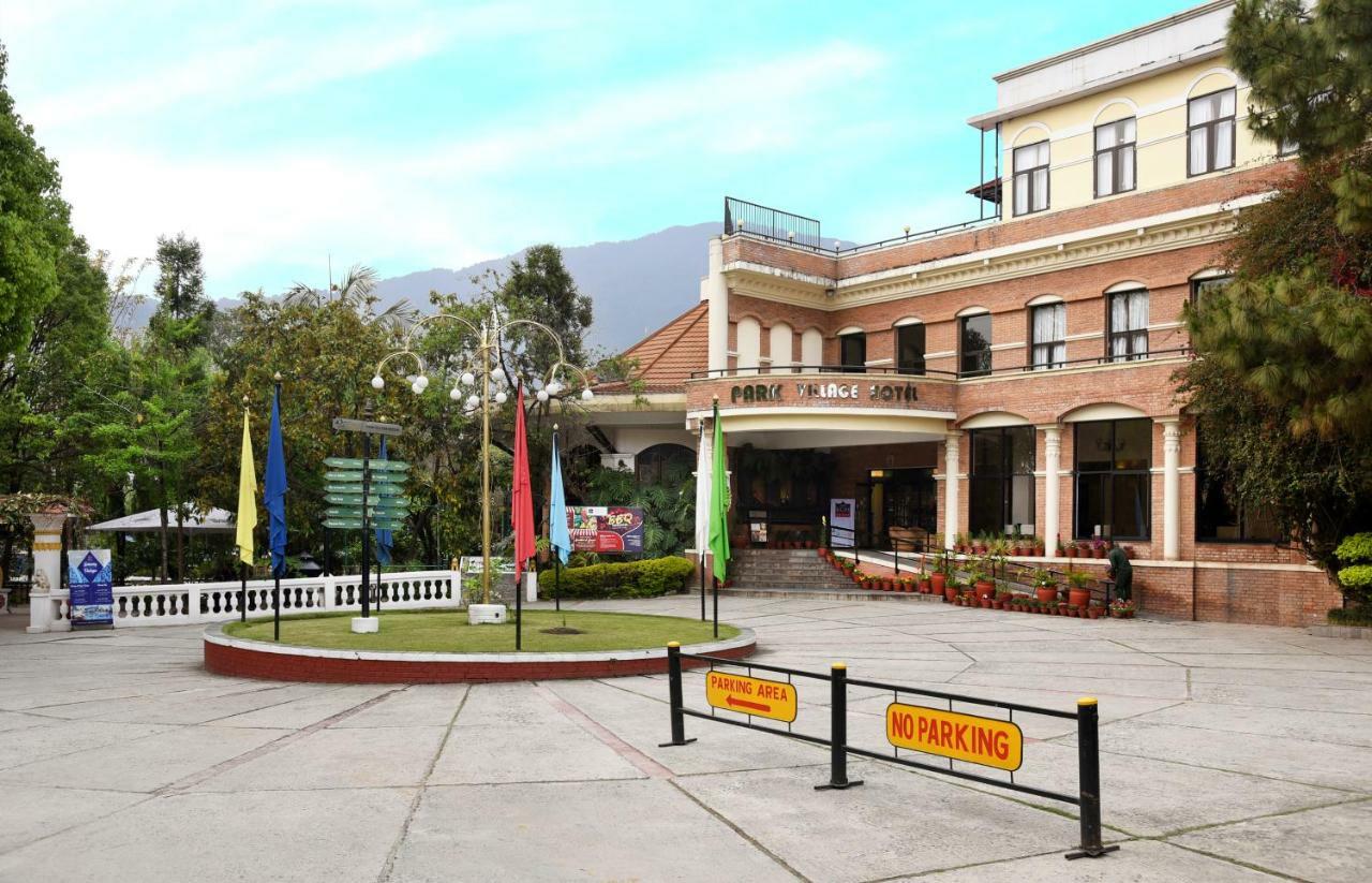 Park Village Resort By Kgh Group Kathmandu Esterno foto